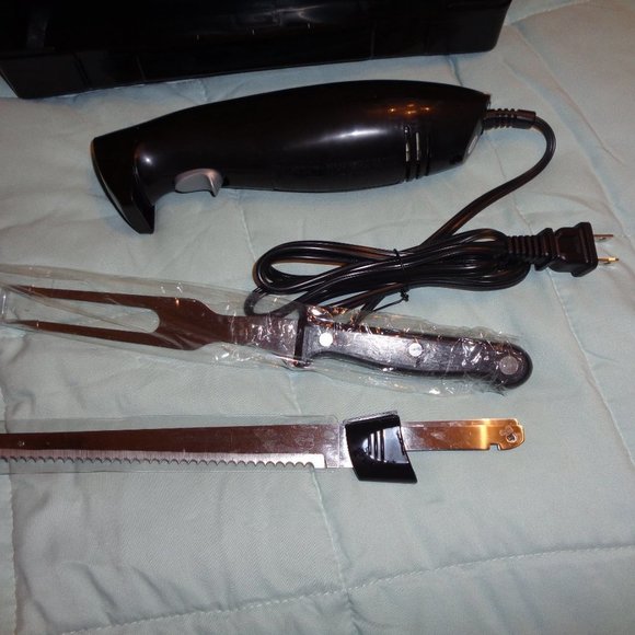 HAMILTON Beach Classic Chrome Electric Knife With Case - Picture 4 of 9